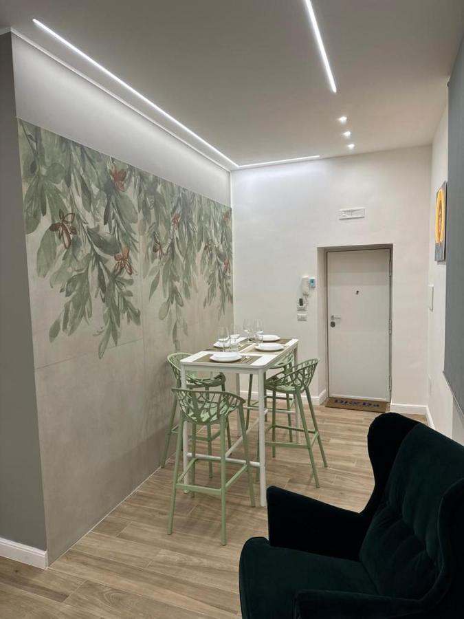 Napoli Centro - Di&Da Guest House Zewnętrze zdjęcie